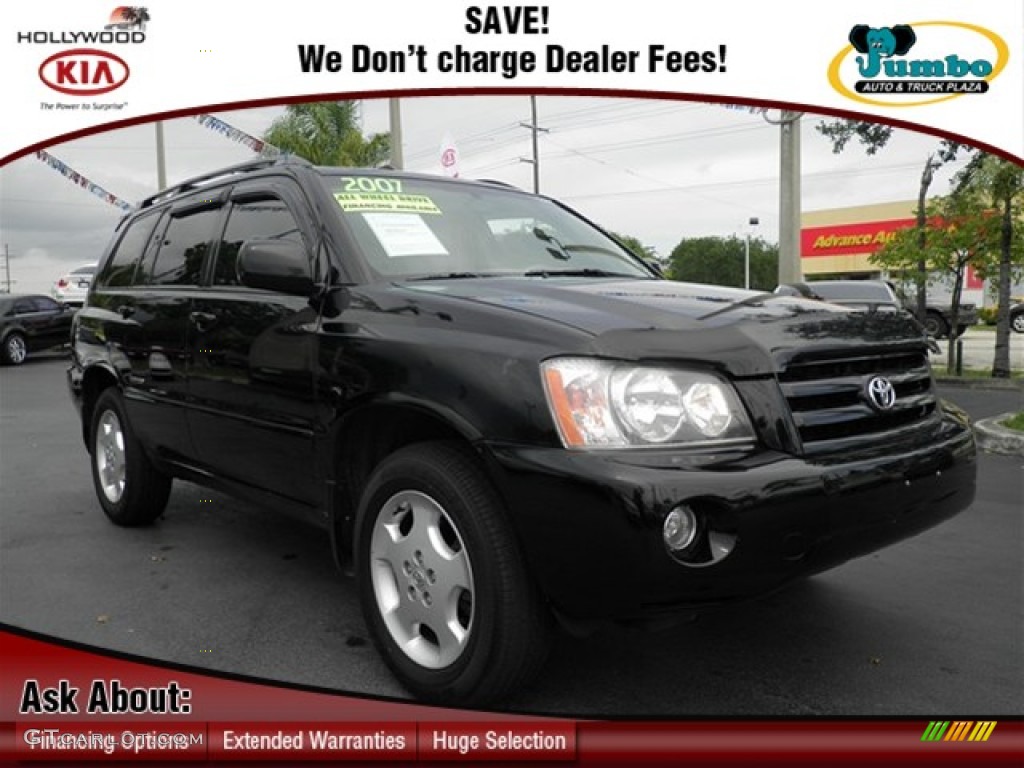 Black Toyota Highlander