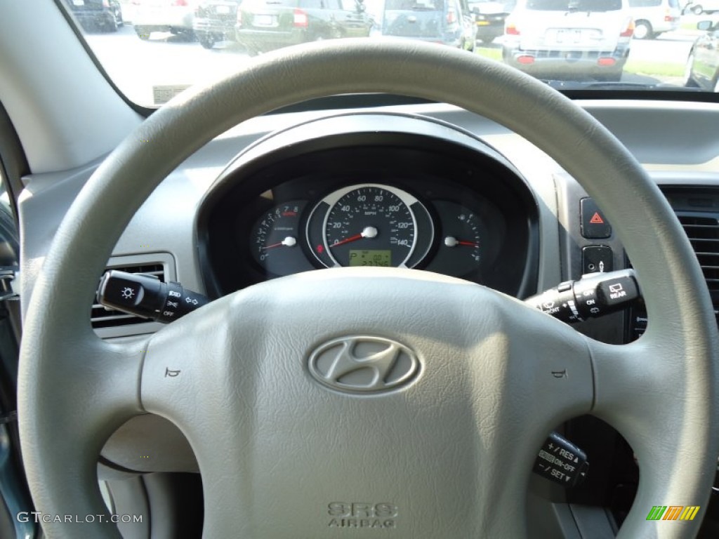 2009 Hyundai Tucson GLS Gray Steering Wheel Photo #69561429
