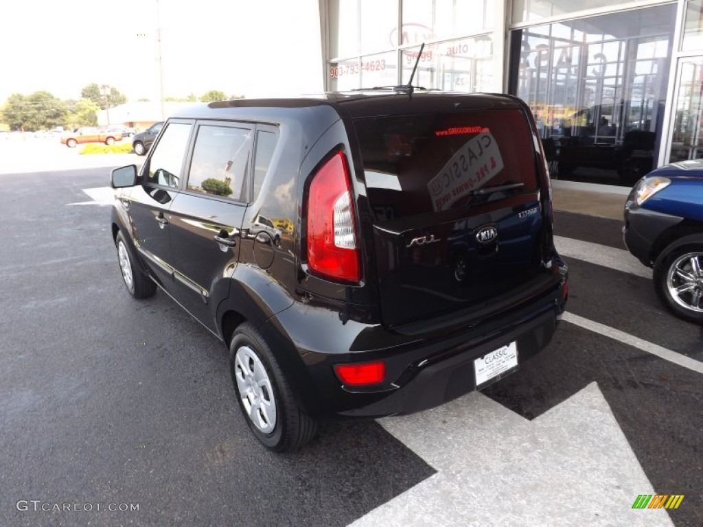 2013 Soul 1.6 - Shadow Black / Black Cloth photo #3