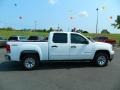 Summit White - Sierra 1500 SL Crew Cab 4x4 Photo No. 2