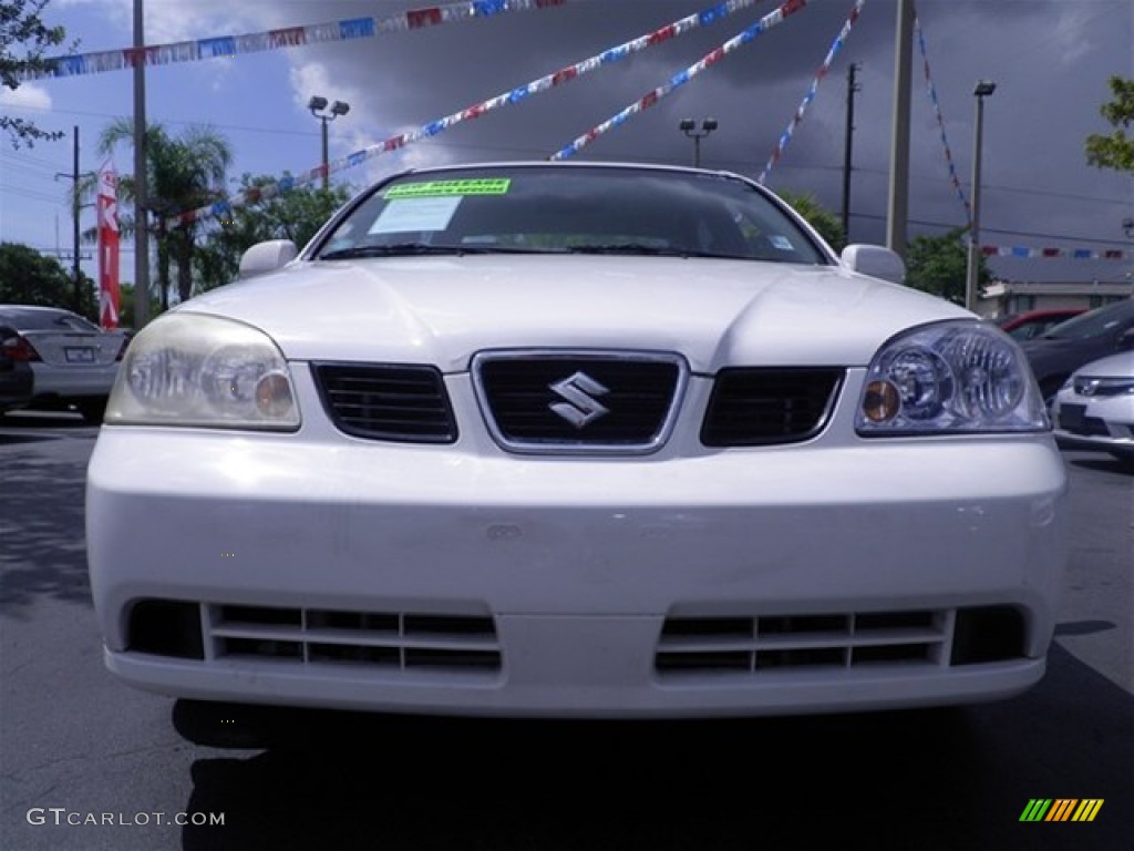 2004 Forenza S - Absolute White / Gray photo #3