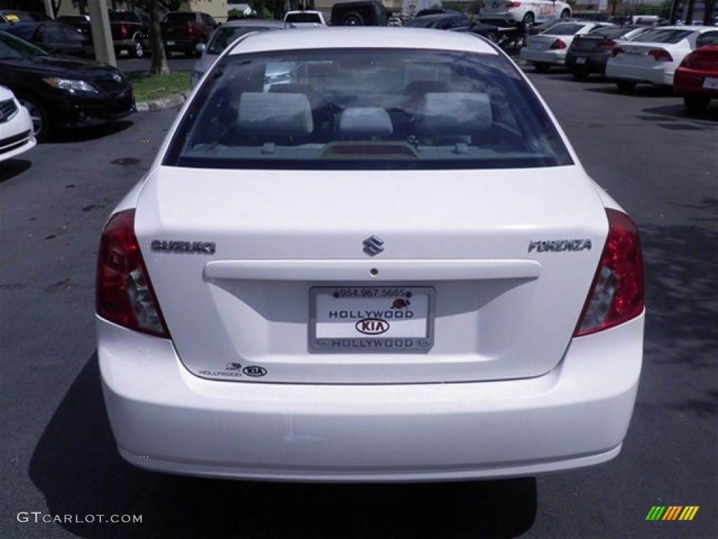 2004 Forenza S - Absolute White / Gray photo #15
