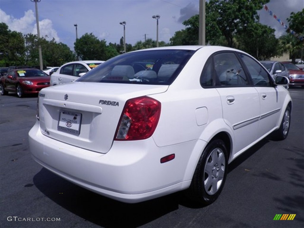 2004 Forenza S - Absolute White / Gray photo #18