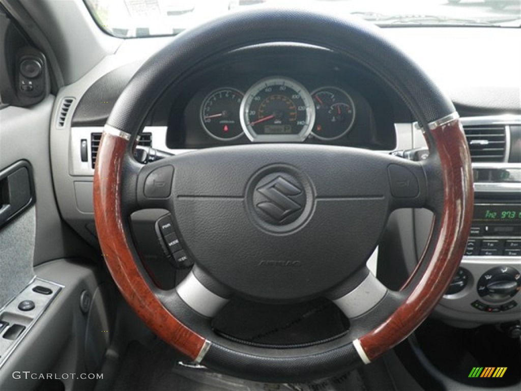 2004 Forenza S - Absolute White / Gray photo #33