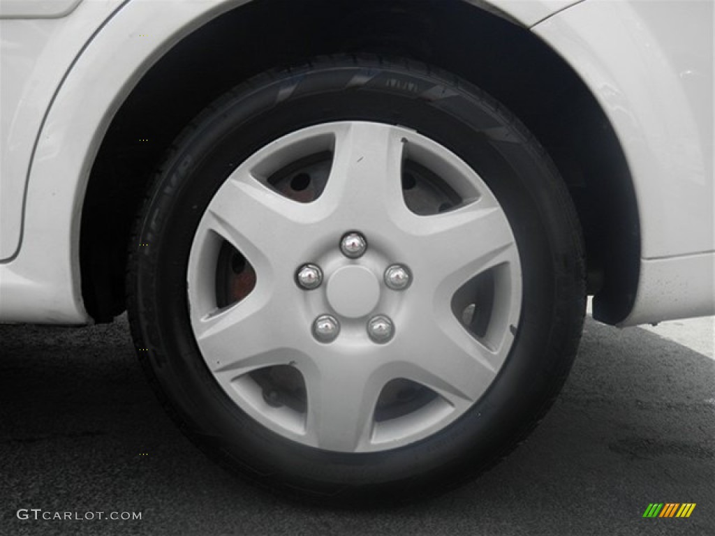 2004 Forenza S - Absolute White / Gray photo #39