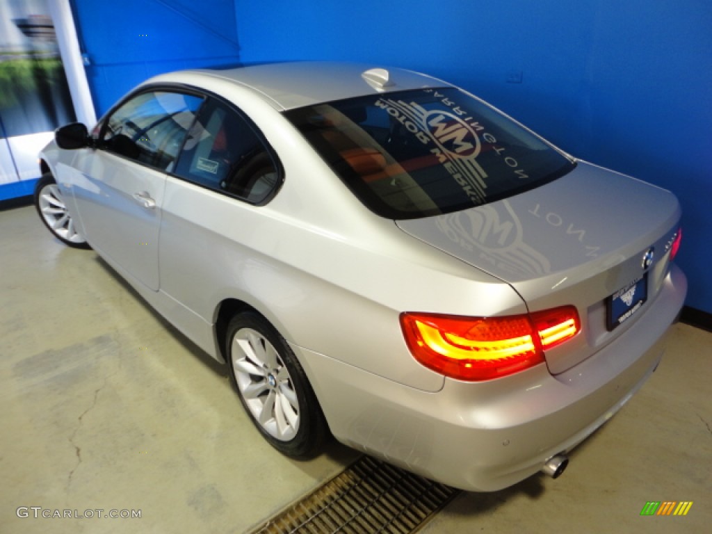 2011 3 Series 335i xDrive Coupe - Titanium Silver Metallic / Coral Red/Black Dakota Leather photo #33