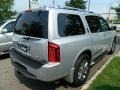 Silver Indulgence - QX 56 4WD Photo No. 6