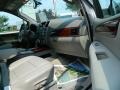 Silver Indulgence - QX 56 4WD Photo No. 20