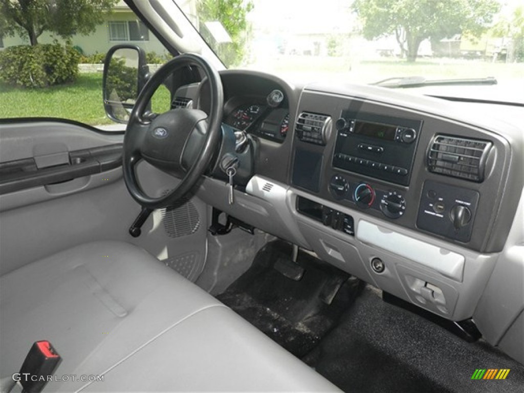 2006 Ford F250 Super Duty XL Regular Cab Dashboard Photos
