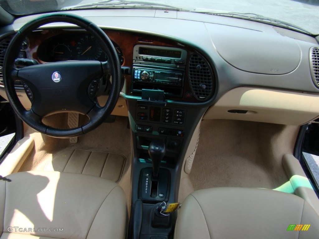 2002 9-3 SE Convertible - Cosmic Blue Metallic / Charcoal Gray photo #12