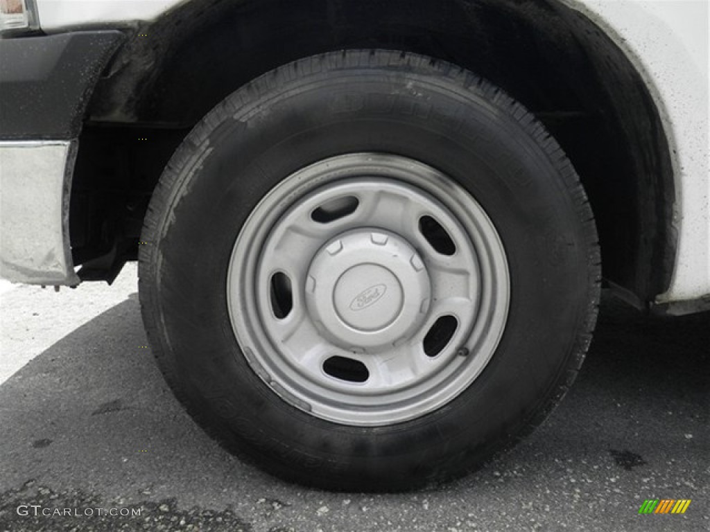2006 Ford F250 Super Duty XL Regular Cab Wheel Photo #69568437