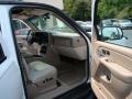 Summit White - Suburban 1500 Z71 4x4 Photo No. 14