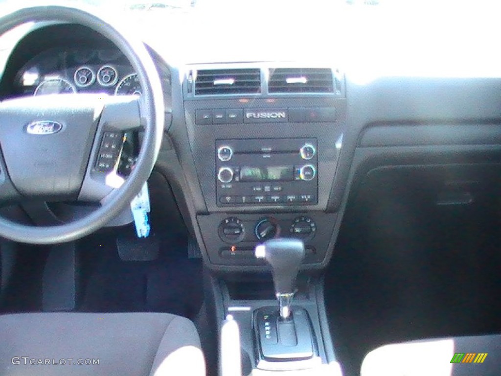 2008 Fusion SE - Black Ebony / Charcoal Black photo #11
