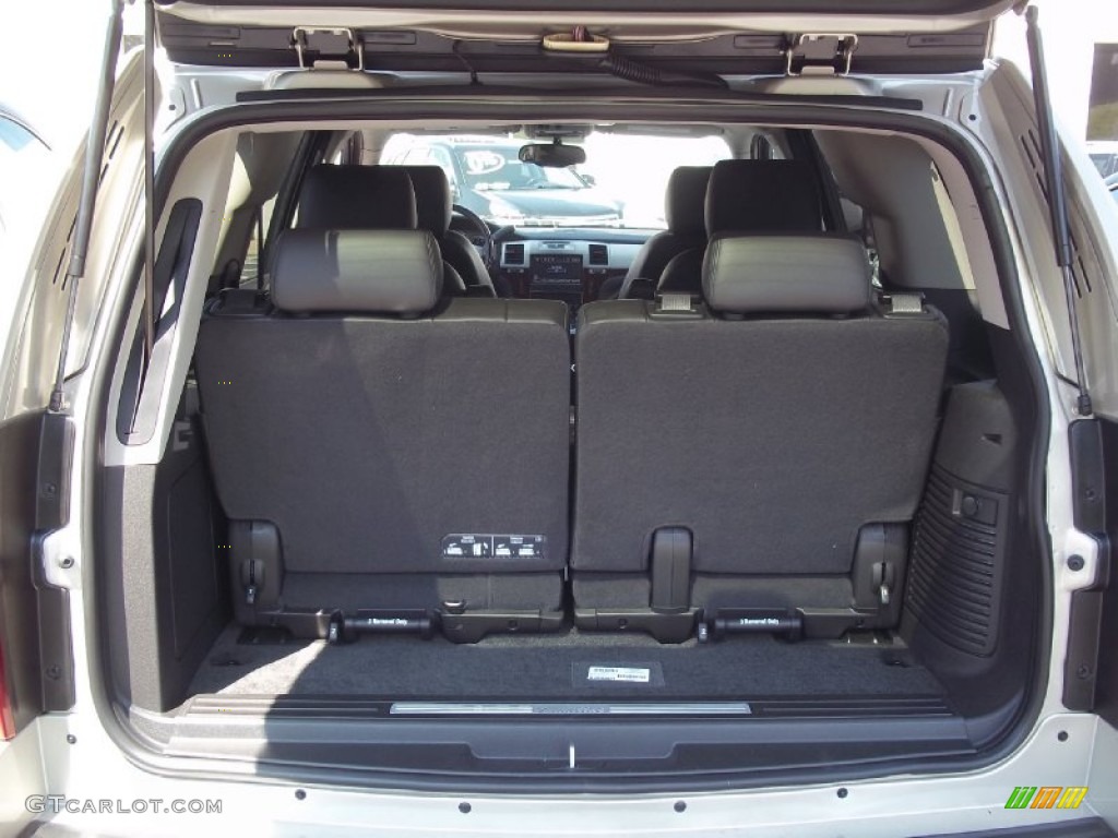 2013 Cadillac Escalade Luxury AWD Trunk Photo #69574575