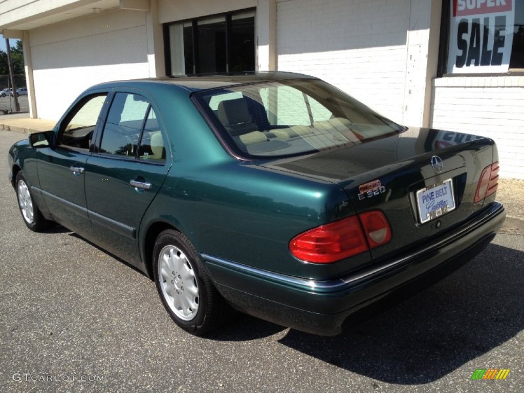 1997 E 320 Sedan - Brilliant Emerald Green Metallic / Parchment photo #5