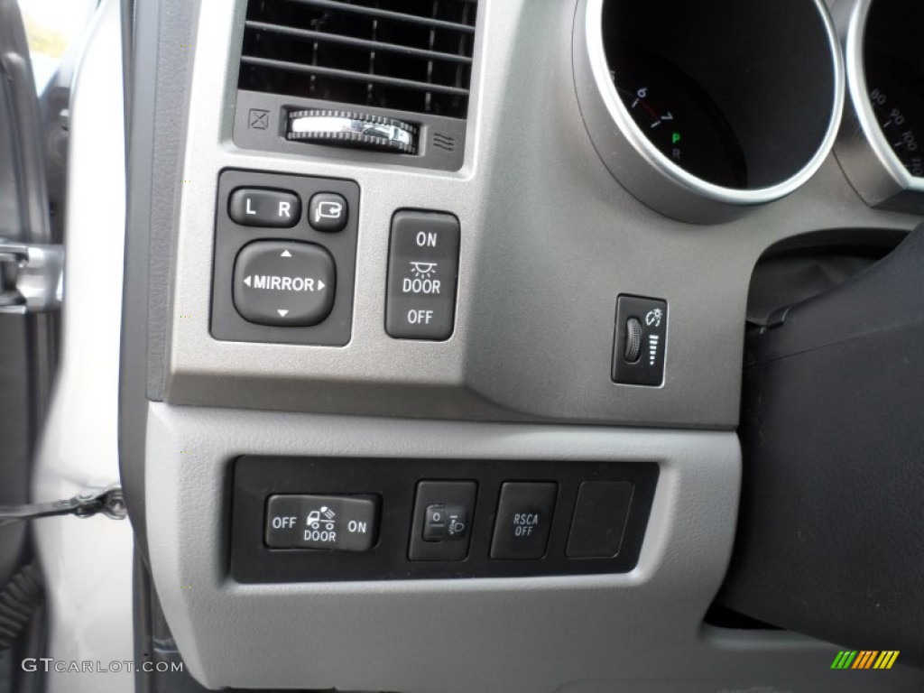 2010 Toyota Tundra Platinum CrewMax Controls Photo #69577140