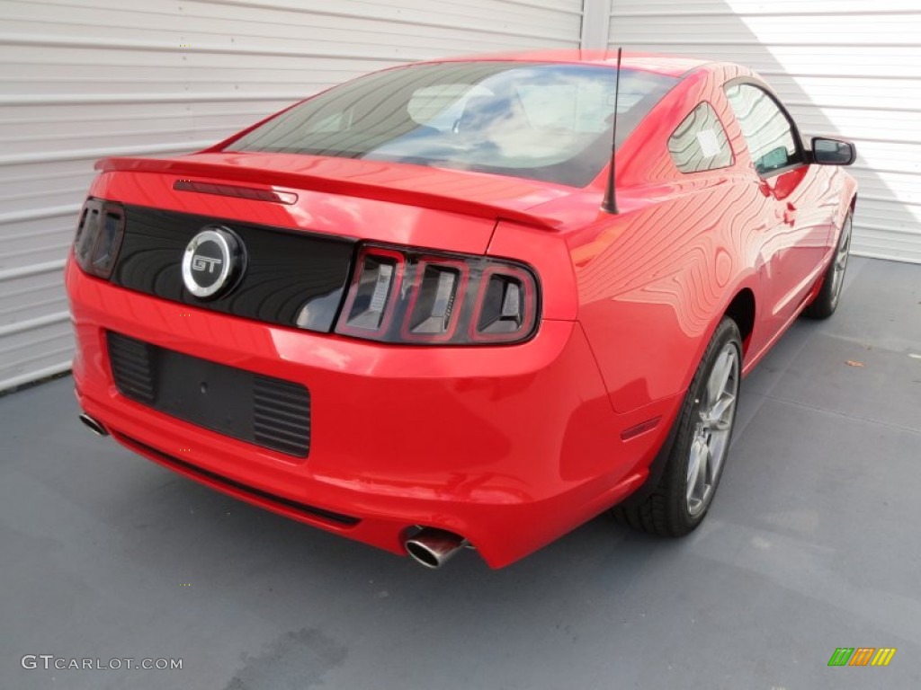 2013 Mustang GT Coupe - Race Red / Charcoal Black photo #3