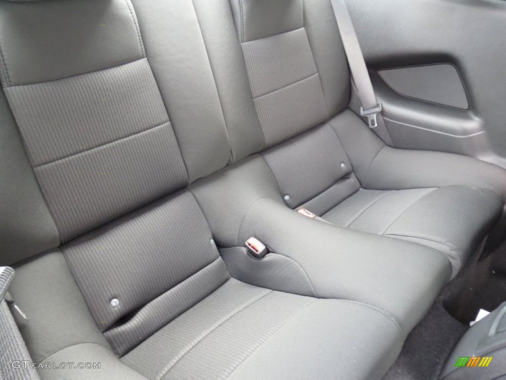 2013 Ford Mustang GT Coupe Rear Seat Photo #69580221