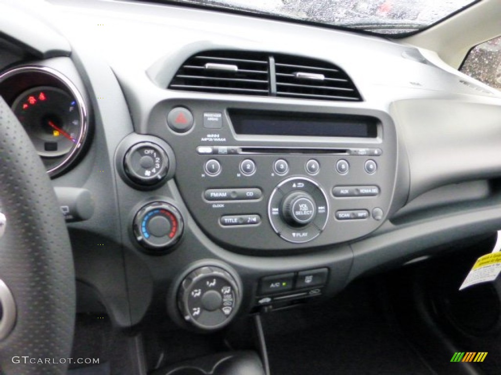 2013 Honda Fit Sport Controls Photo #69580720
