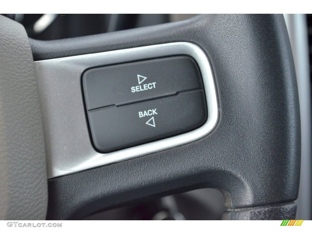2009 Dodge Ram 1500 SLT Crew Cab Controls Photo #69587151