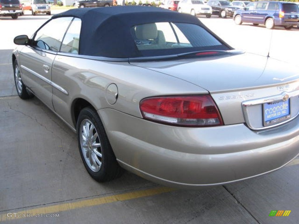 2002 Sebring Limited Convertible - Light Almond Pearl Metallic / Black/Beige photo #10