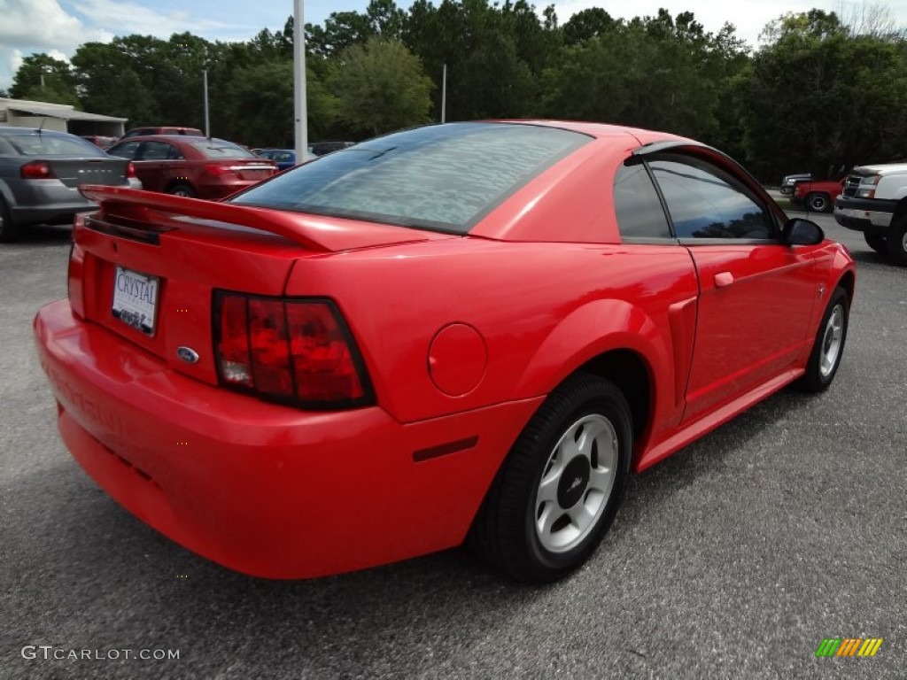 2000 Mustang V6 Coupe - Performance Red / Medium Graphite photo #8