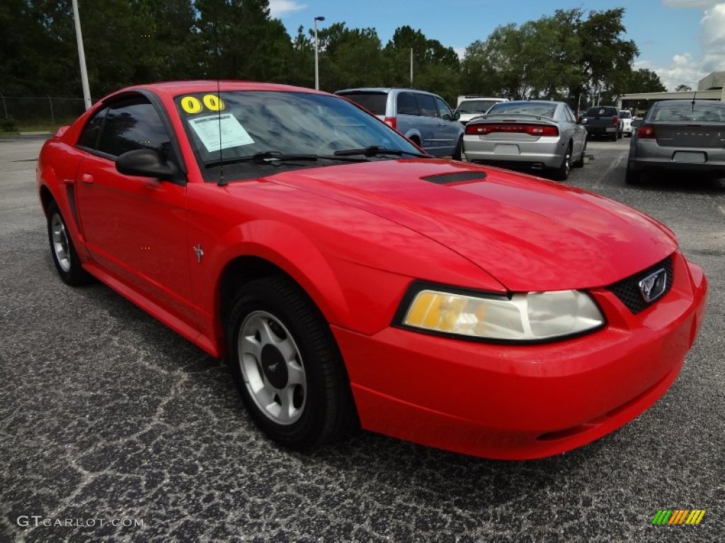 2000 Mustang V6 Coupe - Performance Red / Medium Graphite photo #10