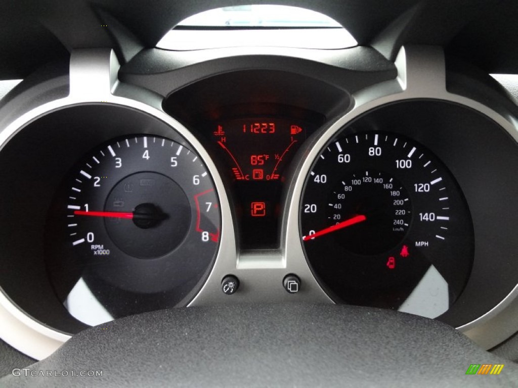 2011 Nissan Juke SL Gauges Photo #69589494