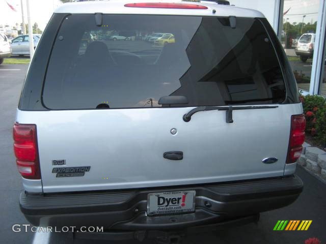 2001 Expedition XLT - Silver Metallic / Medium Graphite photo #3