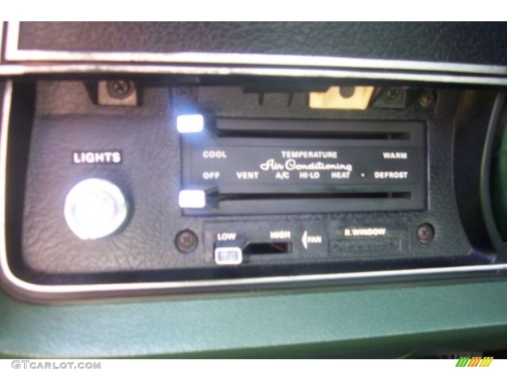 1974 Ford Ranchero GT Controls Photos