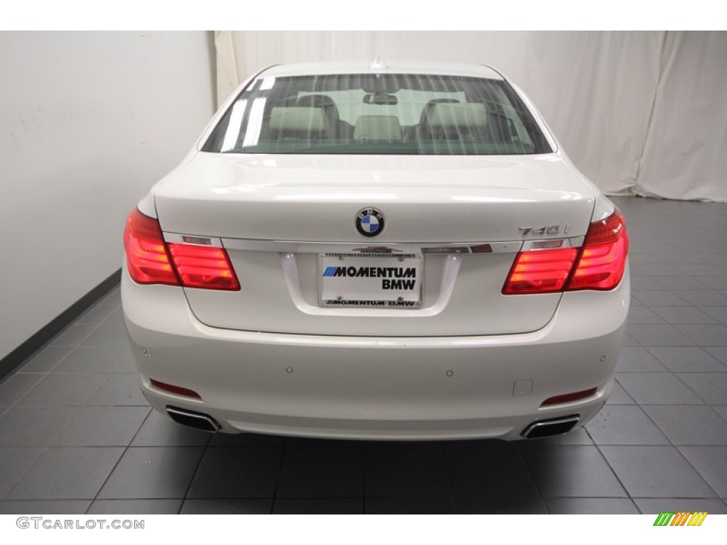 2012 7 Series 740i Sedan - Mineral White Metallic / Oyster/Black photo #11