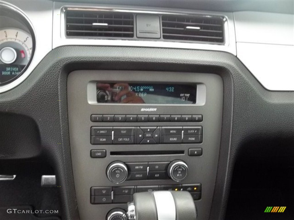 2010 Mustang V6 Premium Coupe - Grabber Blue / Charcoal Black photo #14