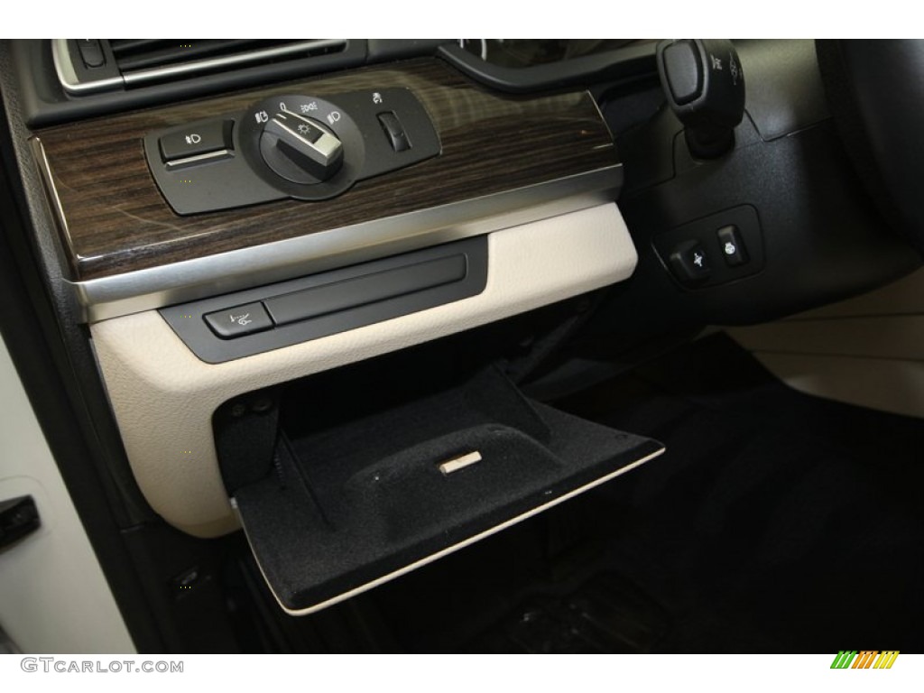 2012 7 Series 740i Sedan - Mineral White Metallic / Oyster/Black photo #27