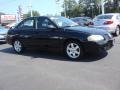 Blackout - Sentra 1.8 S Special Edition Photo No. 2