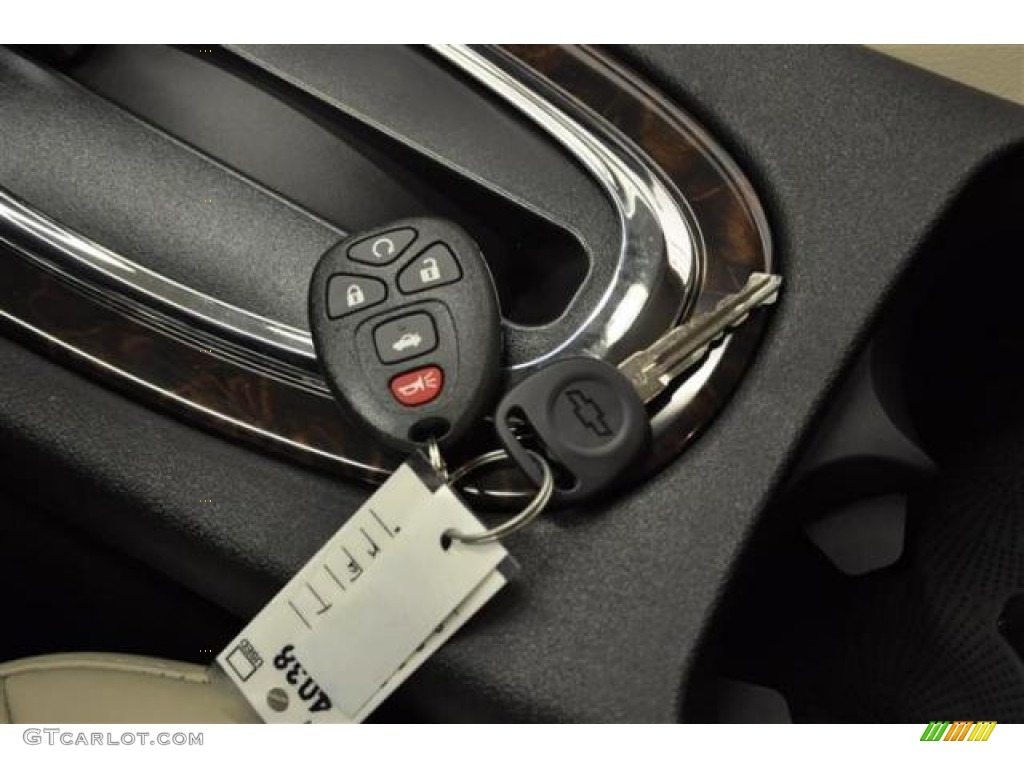 2013 Impala LTZ - Summit White / Neutral photo #20