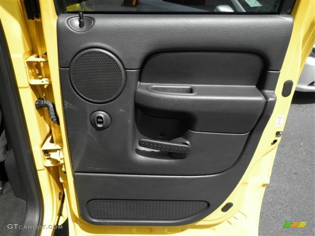 2004 Ram 1500 SLT Quad Cab - Solar Yellow / Dark Slate Gray photo #26