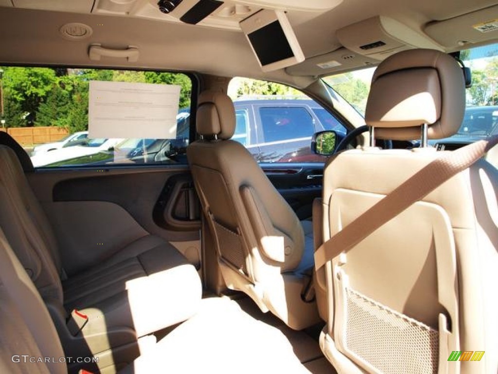 2013 Town & Country Touring - L - Crystal Blue Pearl / Dark Frost Beige/Medium Frost Beige photo #4