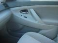Black - Camry LE Photo No. 16