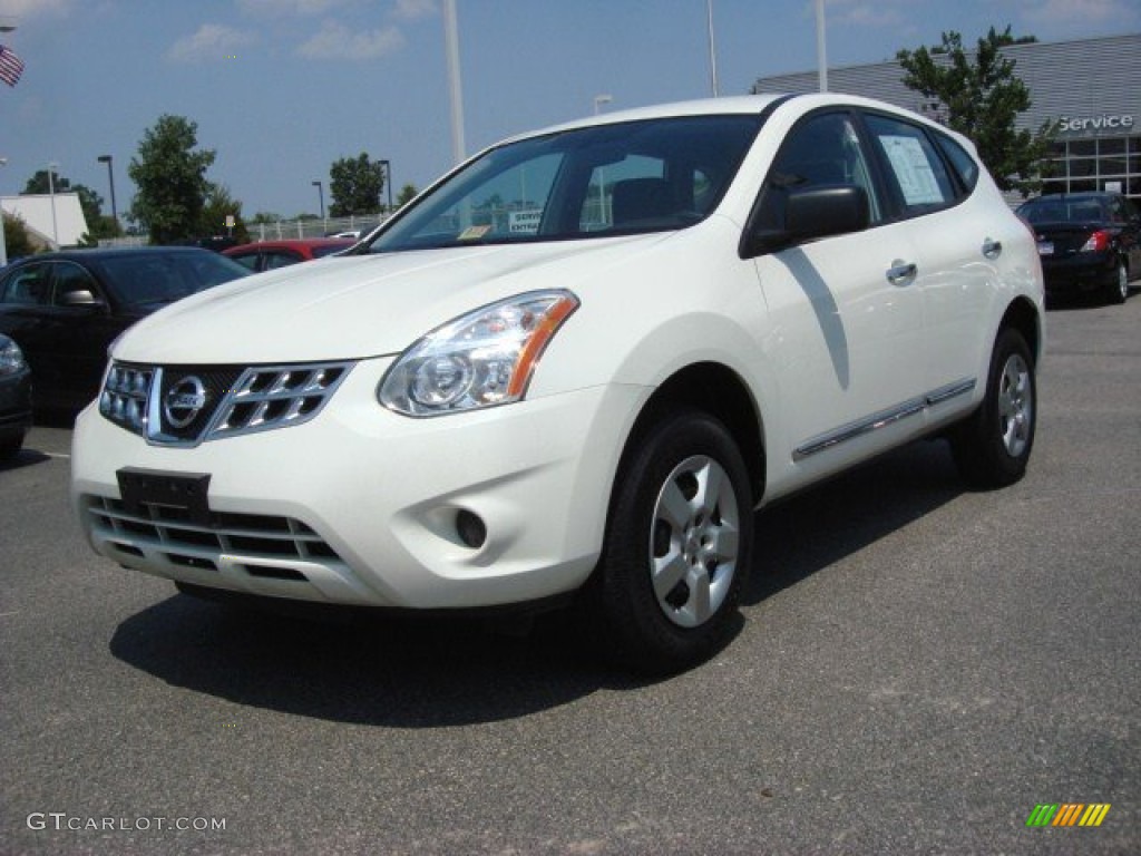 2011 Rogue S - Pearl White / Gray photo #7