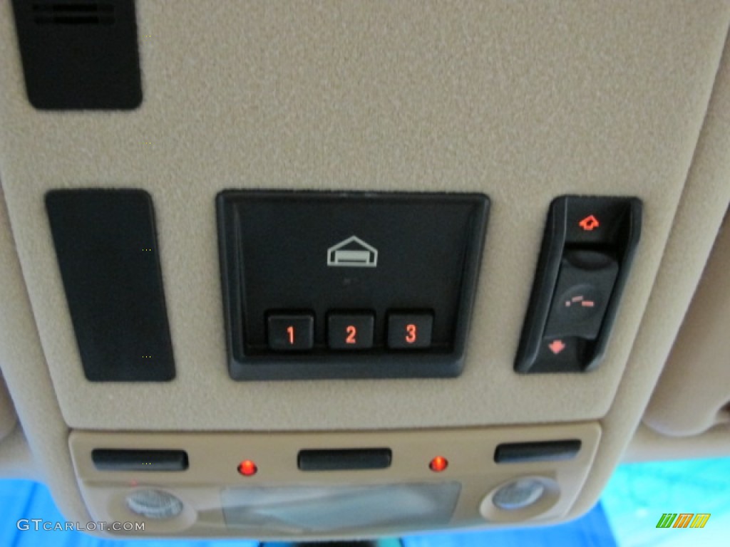 2003 BMW 5 Series 530i Sedan Controls Photo #69611290