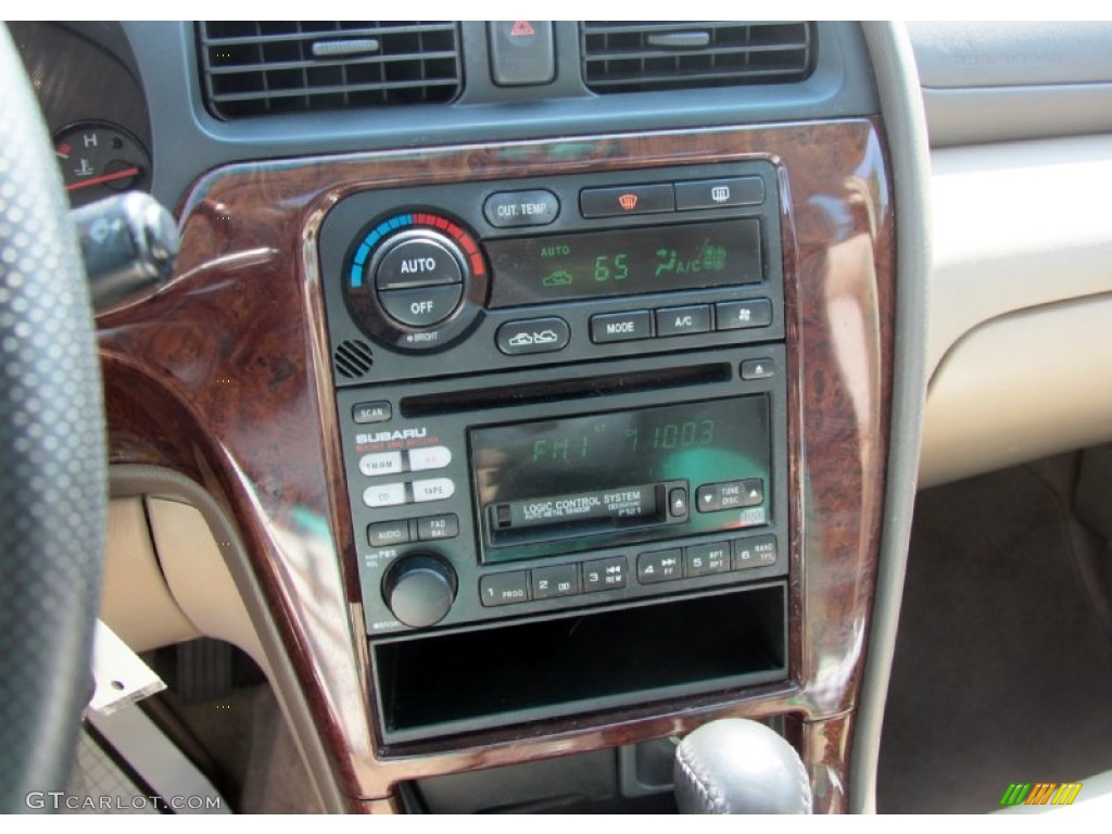 2002 Outback 3.0 L.L.Bean Edition Wagon - Timberline Green / Beige photo #16