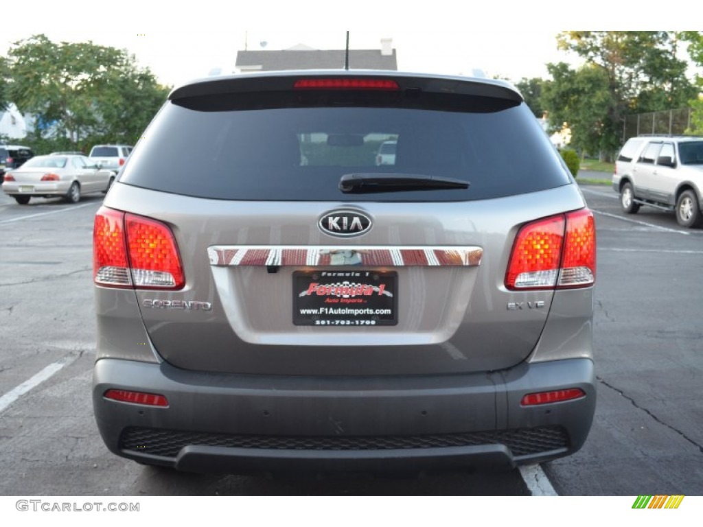 2011 Sorento EX V6 - Titanium Silver / Black photo #4