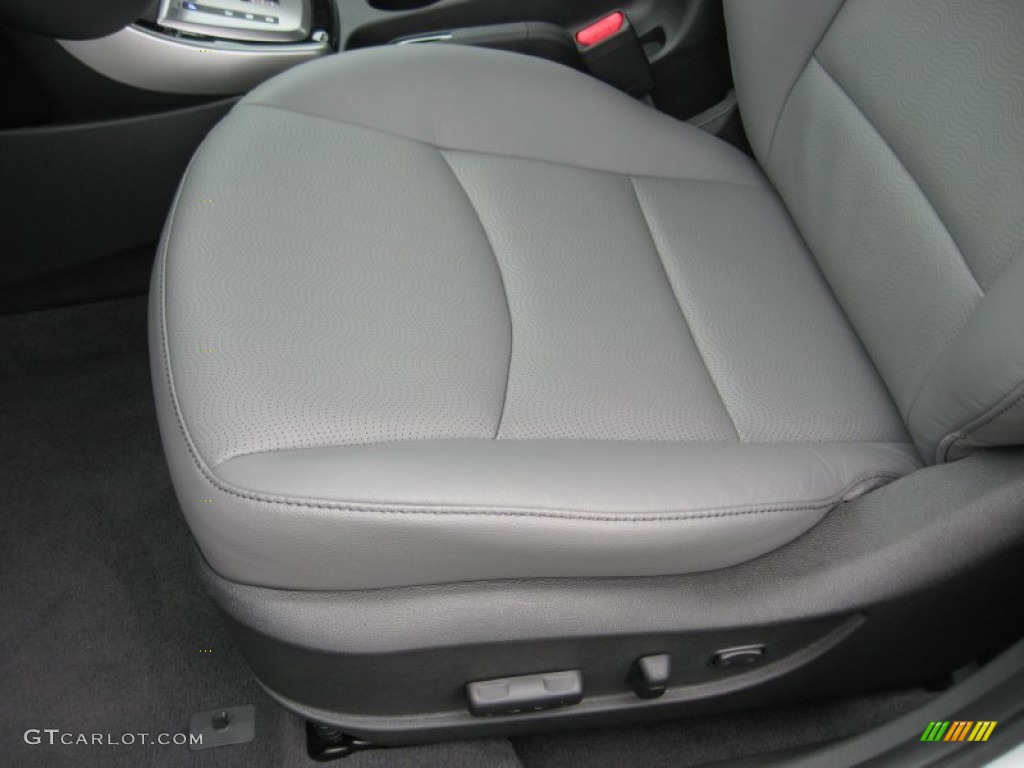 2013 Elantra Limited - Silver / Gray photo #15