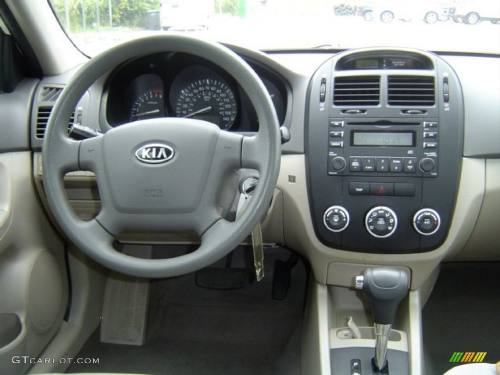 2008 Kia Spectra EX Sedan Dashboard Photos