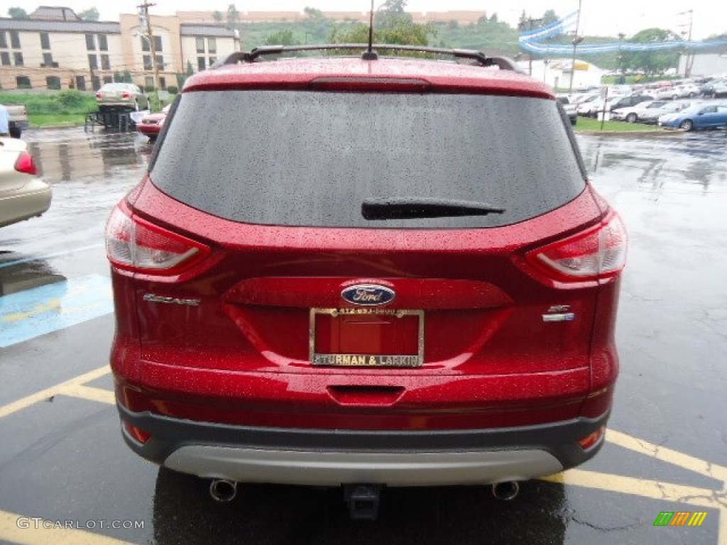 2013 Escape SE 2.0L EcoBoost 4WD - Ruby Red Metallic / Charcoal Black photo #3