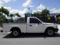 Cream White 1992 Isuzu Pickup S 2.3 Exterior