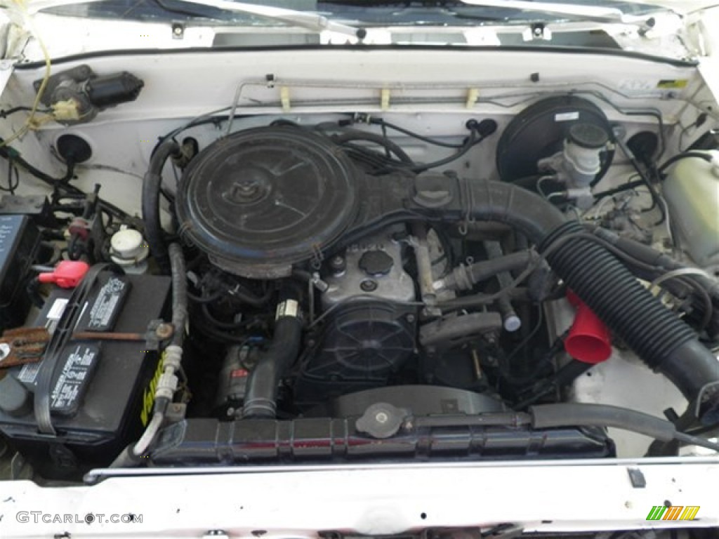 1992 Isuzu Pickup S 2.3 Engine Photos