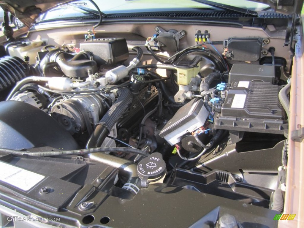 1997 Chevrolet C/K K1500 Silverado Extended Cab 4x4 5.7 Liter OHV 16-Valve V8 Engine Photo #69621285
