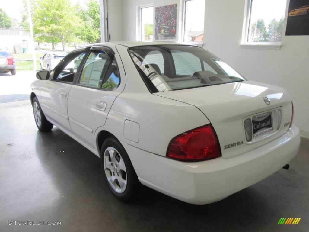 2004 Sentra 1.8 S - Cloud White / Taupe photo #3