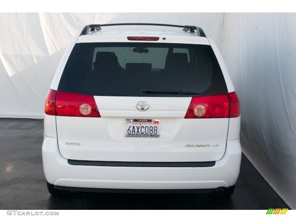 2007 Sienna LE - Natural White / Taupe photo #9